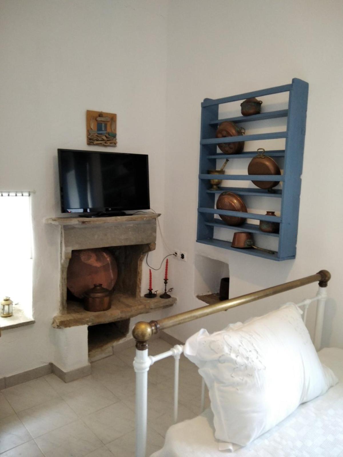 το πέτρινο, άνδρος,μεσαριά Mesaria (Andros)