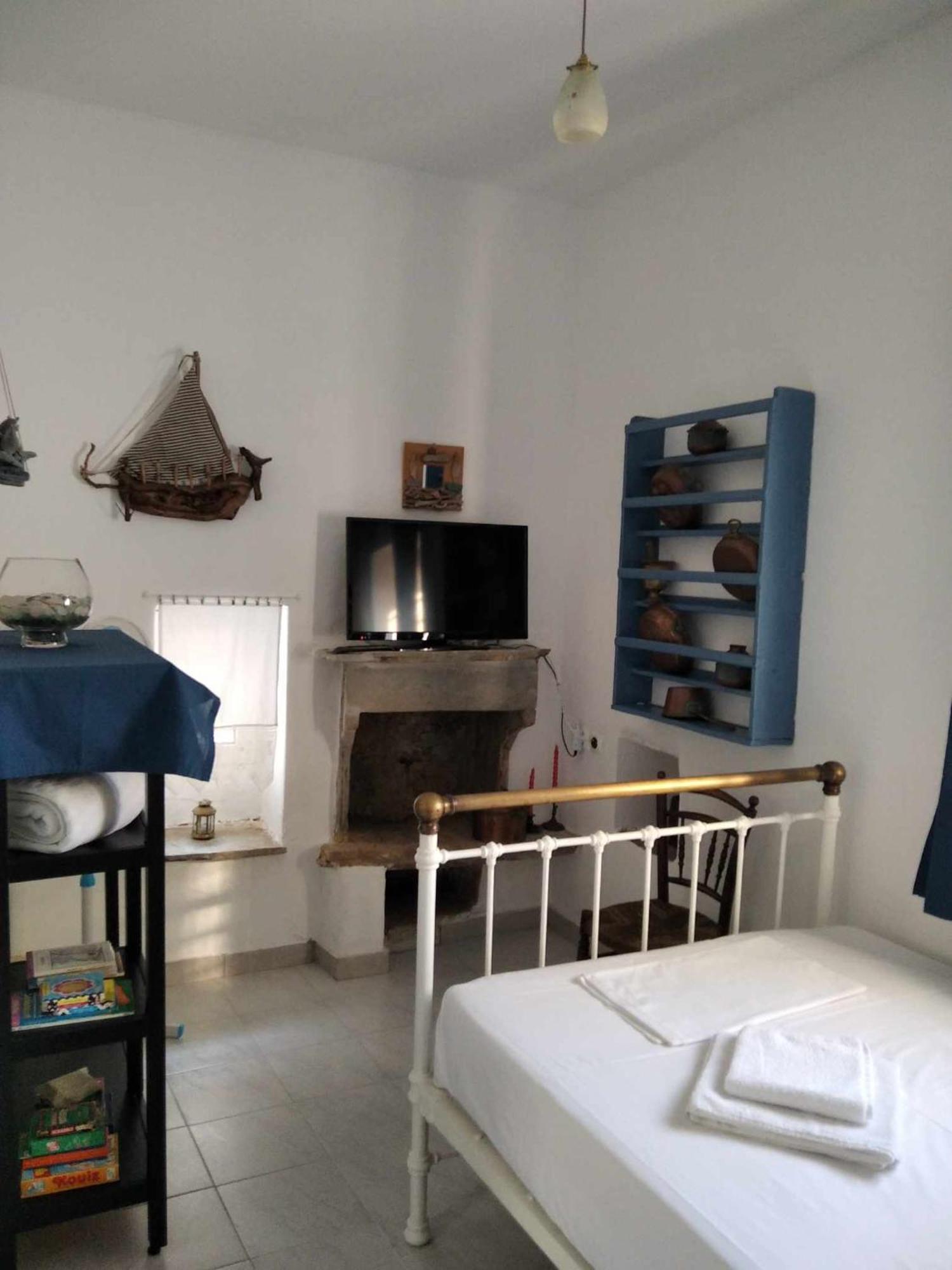 το πέτρινο, άνδρος,μεσαριά Hébergement de vacances Mesaria (Andros)